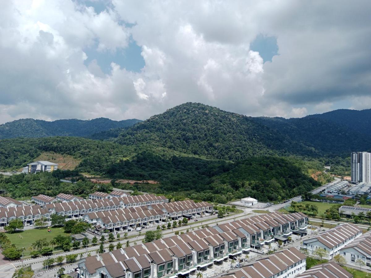 Muslim Homestay At Meru Ipoh Eksteriør billede